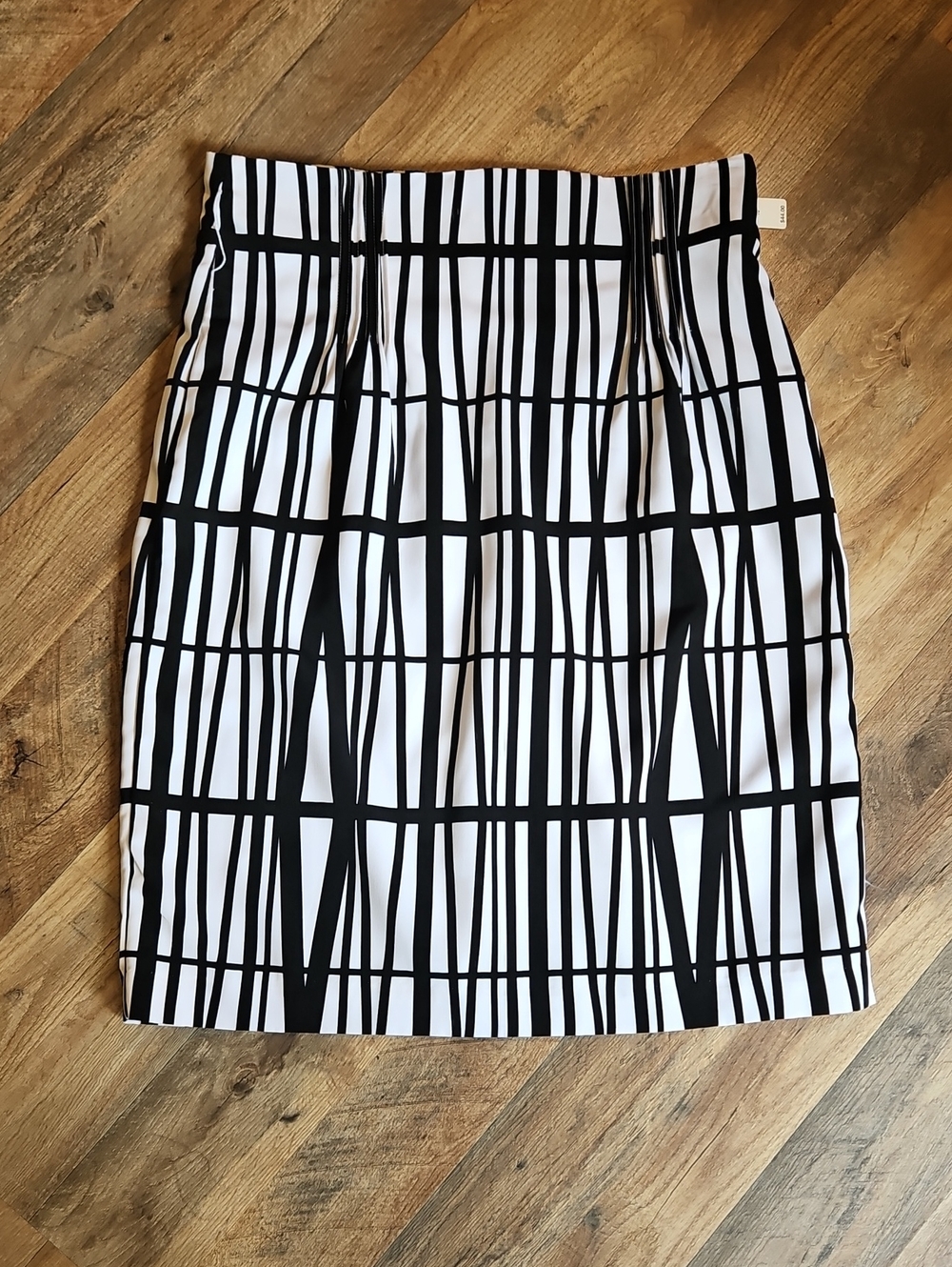 👗Worthington Black and White  Pencil Skirt